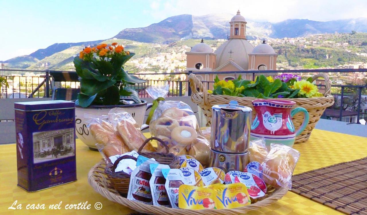 Bed and Breakfast La Casa Nel Cortile Vico Equense Exterior foto