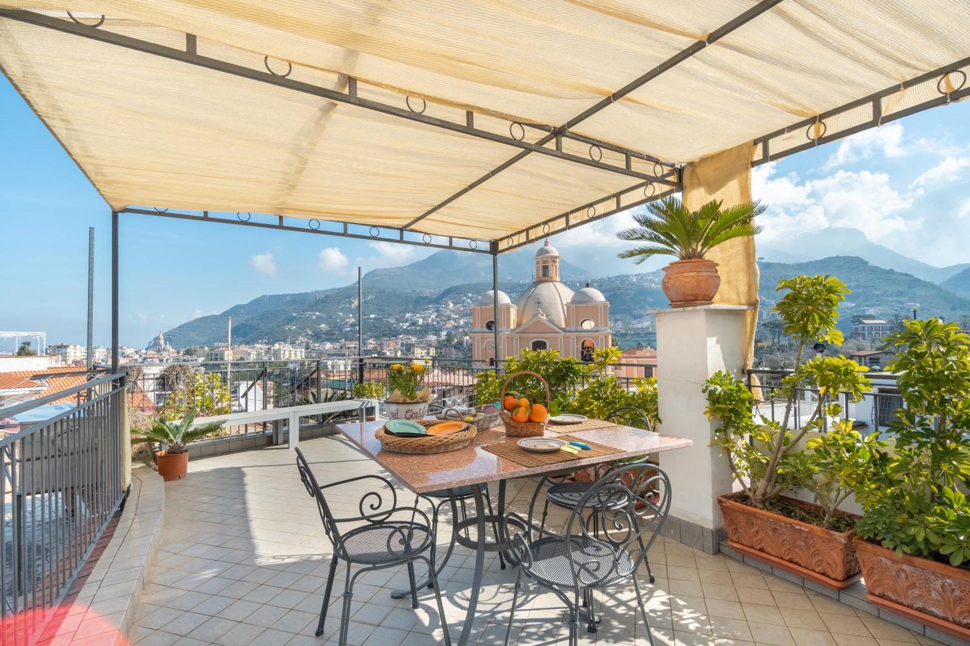 Bed and Breakfast La Casa Nel Cortile Vico Equense Exterior foto