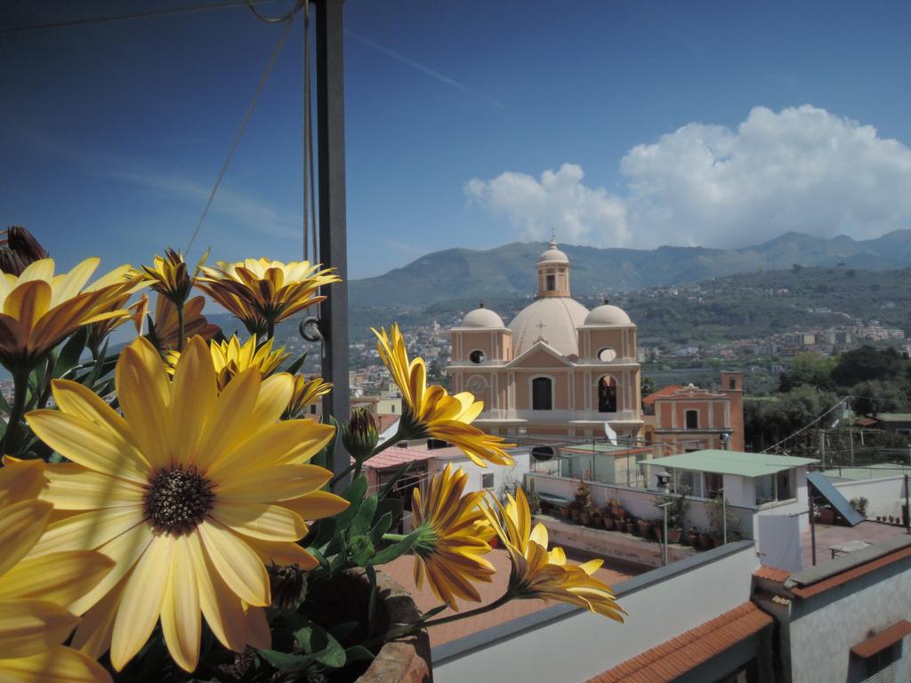 Bed and Breakfast La Casa Nel Cortile Vico Equense Exterior foto